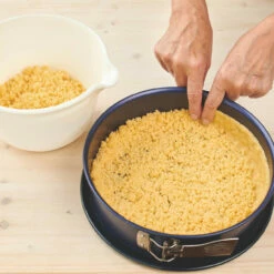 Dr. Oetker Mandarinen Schmand Kuchen -Backen Verkaufsgeschäft 1 01 800000 MandarinenSchmand 2023 Handling2 1500x1500 jpg 1280x1280