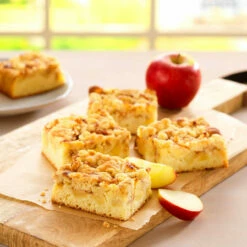 Dr. Oetker Apfel-Streusel Schnitte 12 Dr. Oetker Apfel-Streusel Schnitte -Backen Verkaufsgeschäft A 60 1 01 930000 Apfel Streusel Schnitte 1 1500x1500 jpg 1280x1280