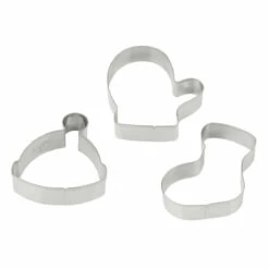 Dr. Oetker Gefüllte Keksdose "Winter Outfit" -Backen Verkaufsgeschäft Ausstecher Winter Outfit 3 tlg 2 1280x1280