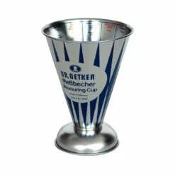 Dr. Oetker Historischer Messbecher Aus Weißblech, 0,5 L 9 Dr. Oetker Historischer Messbecher Aus Weißblech, 0,5 L -Backen Verkaufsgeschäft C Users JK Documents Dr Oetker Bilder 60 110304 1 jpg 1280x1280