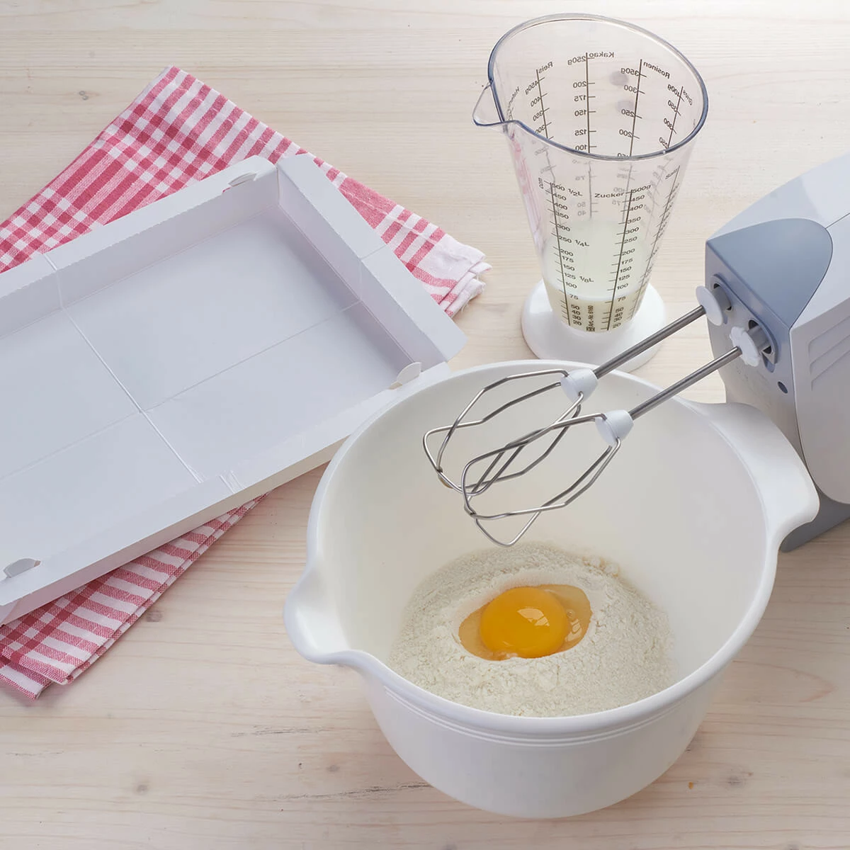 Dr. Oetker Erdbeer Zeit Tiramisu Schnitte 5 Dr. Oetker Erdbeer Zeit Tiramisu Schnitte – Bild 3